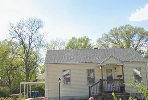 2349 Huntington, Overland, MO 63114