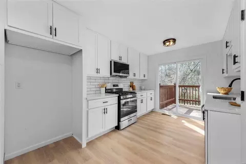 Kitchen - 963 Silversprings Ln, Manchester, MO 63021 photo 1 of 1