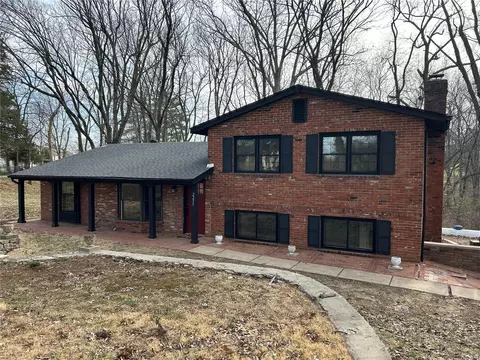 2255 Branch Rd, Fenton, MO 63026