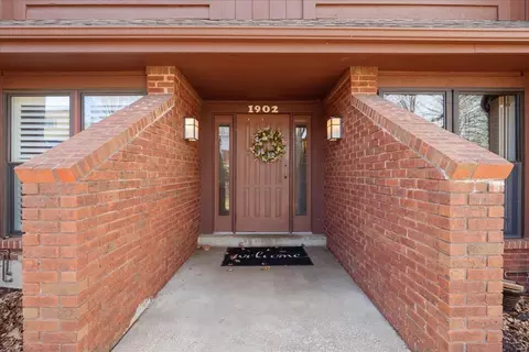 1902 Meadowtree Ln #7, Saint Louis, MO 63122