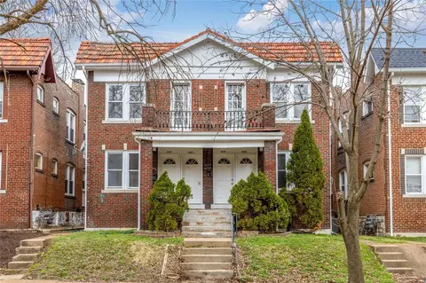 2035 Maury Ave, Saint Louis, MO 63110