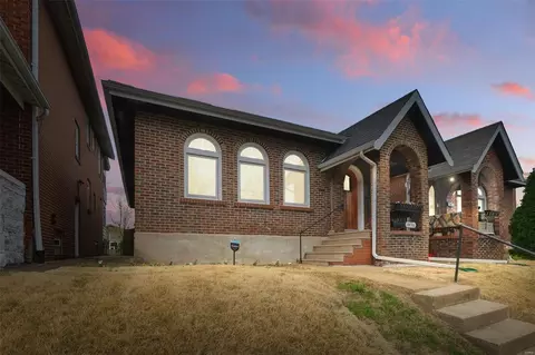 4456 Grace Ave, Saint Louis, MO 63116