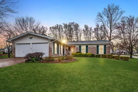 785 Townhouse Ln, Hazelwood, MO 63042