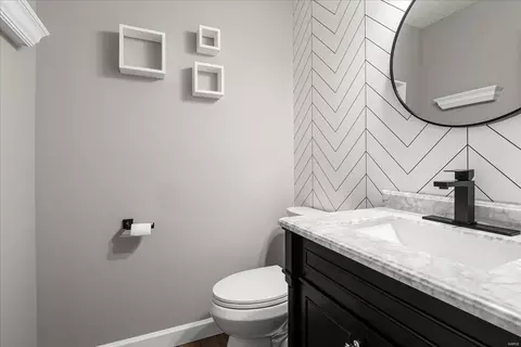 Bath - 231 Alexandria Dr, Saint Charles, MO 63304 photo 5 of 7