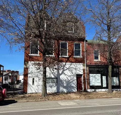 2643 Gravois Ave, Saint Louis, MO 63118
