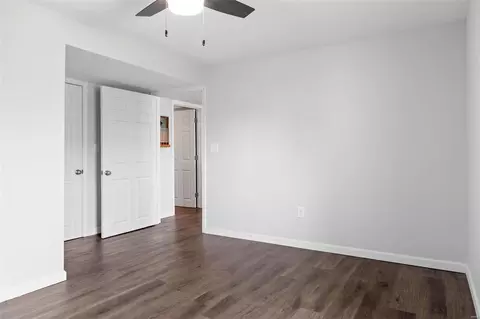Bedroom - 5377 Trailhead Ct, Eureka, MO 63025 photo 9 of 9