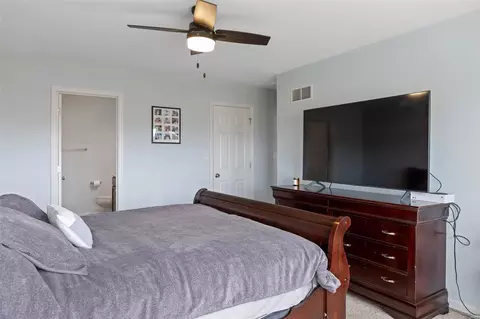 Bedroom - 5377 Trailhead Ct, Eureka, MO 63025 photo 3 of 9
