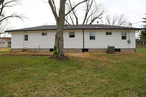 Exterior - 706 Highland Dr, O'fallon, MO 63366 photo 4 of 4