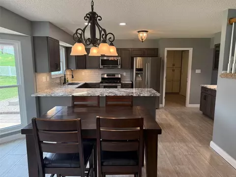 742 Blairbeth Dr, Weldon Spring, MO 63304 photo 9
