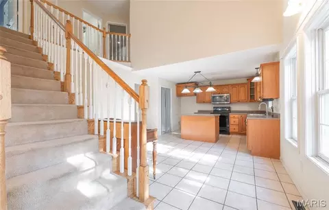 Entry Way - 10625 Pine Needle Cir, Rolla, MO 65401 photo 2 of 5