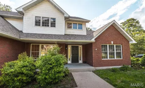 Exterior - 10625 Pine Needle Cir, Rolla, MO 65401 photo 8 of 9