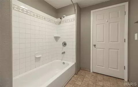 Bath - 10625 Pine Needle Cir, Rolla, MO 65401 photo 5 of 5
