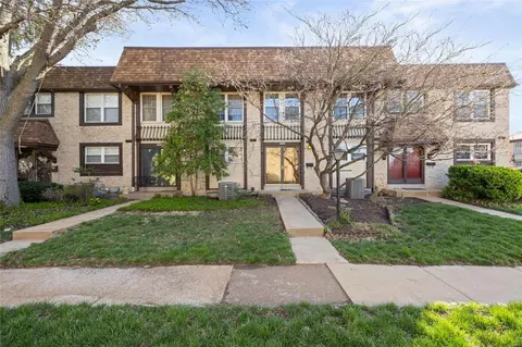 11725 Casa Grande Dr, Saint Louis, MO 63146