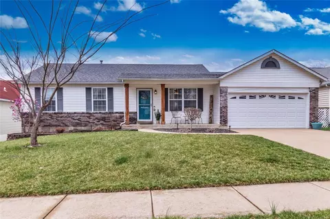271 Cherrywood Parc, O'fallon, MO 63368