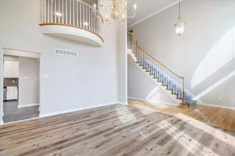 Living - 721 Oaksdale Summit Ct, Wildwood, MO 63011 photo 2 of 18