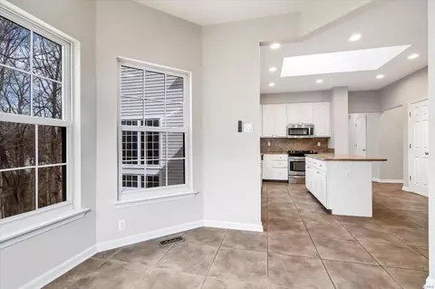 Entry Way - 721 Oaksdale Summit Ct, Wildwood, MO 63011 photo 1 of 4