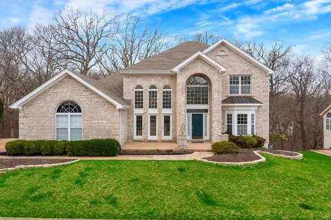 721 Oaksdale Summit Ct, Wildwood, MO 63011