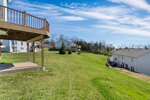 1248 Hunters Chase Dr, Eureka, MO 63025 photo 32
