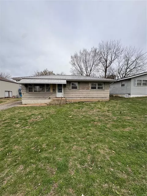 445 Manion, Sullivan, MO 63080 photo 1