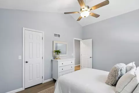 Bedroom - 8 Moselle Ct, O'fallon, MO 63368 photo 4 of 8