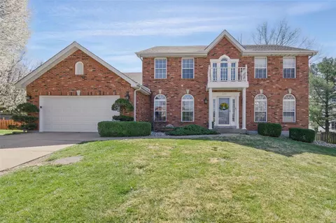 404 Lea Harbor Ct, Wildwood, MO 63040