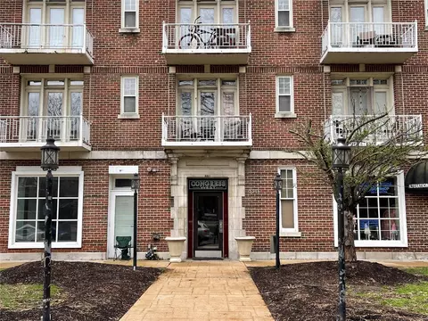 5316 Pershing Ave #313, Saint Louis, MO 63112