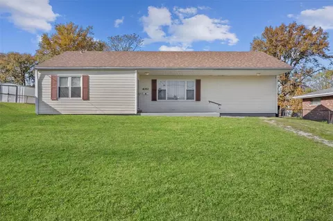 8331 Acorn Ave, Saint Louis, MO 63123