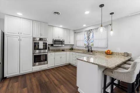 Kitchen - 417 Wildbrier Dr, Ballwin, MO 63011 photo 1 of 2