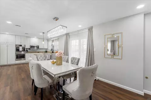 Dining - 417 Wildbrier Dr, Ballwin, MO 63011 photo 3 of 3
