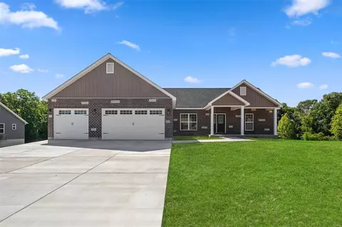 220 Tompkins Ct, Troy, MO 63379 photo 1