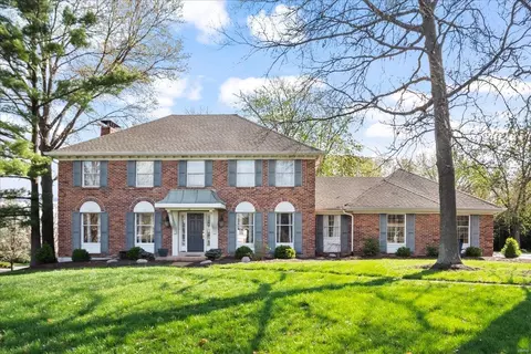156 Highgrove Ct, Chesterfield, MO 63005