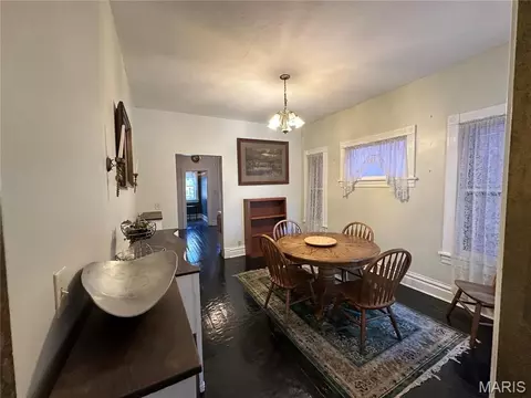 Dining - 310 N 3rd, Hannibal, MO 63401 photo 1 of 1