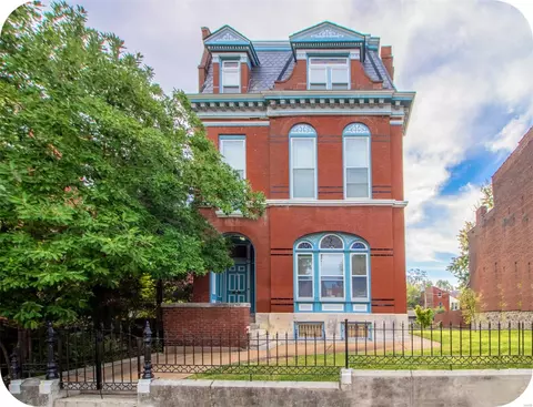 2306 S 13th St, Saint Louis, MO 63104