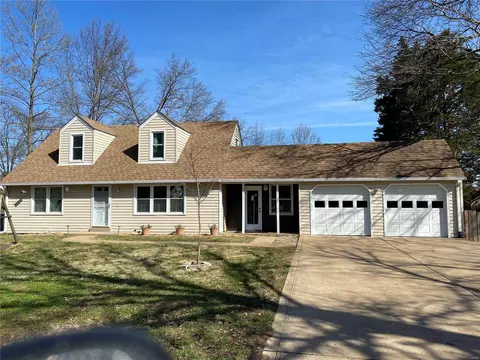1007 Rose Hill Ln, Ellisville, MO 63021 photo 1