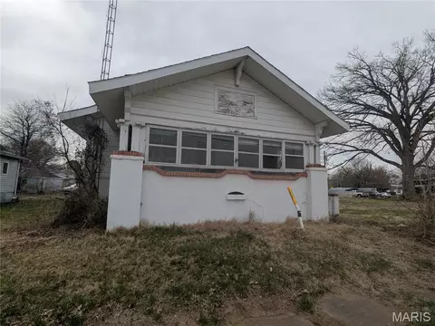 226 N Lincoln Blvd #1, Centralia, IL 62801