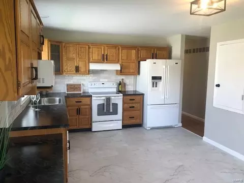 Kitchen - 305 Oakfield Dr, Ballwin, MO 63021 photo 3 of 3
