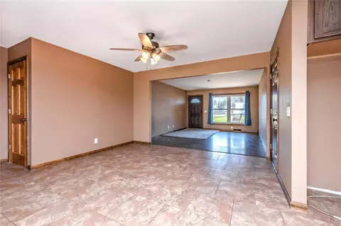 Living - 1005 Dauphine Ln, Manchester, MO 63011 photo 2 of 5