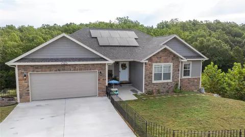106 Quartz Ct, Saint Robert, MO 65584 photo 1