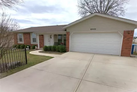 6035 Grand Marnier Dr, Saint Louis, MO 63129