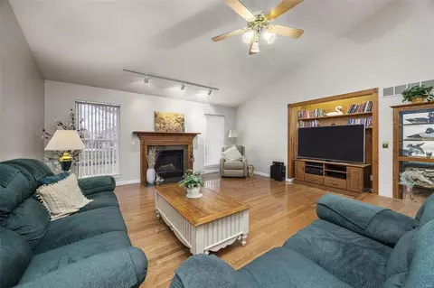 Living - 206 Centennial Dr, O'fallon, MO 63368 photo 2 of 2
