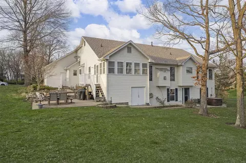 Exterior - 206 Centennial Dr, O'fallon, MO 63368 photo 6 of 11