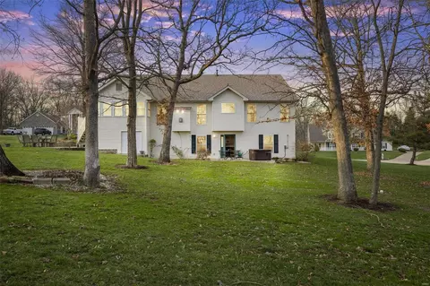 Exterior - 206 Centennial Dr, O'fallon, MO 63368 photo 8 of 11