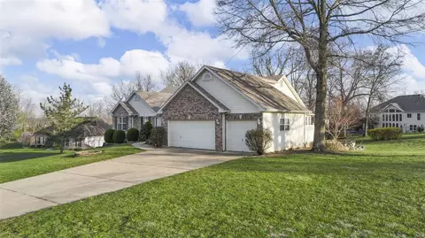 Exterior - 206 Centennial Dr, O'fallon, MO 63368 photo 10 of 11