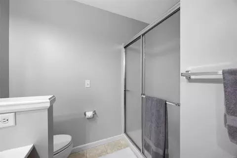 Bath - 206 Centennial Dr, O'fallon, MO 63368 photo 6 of 7