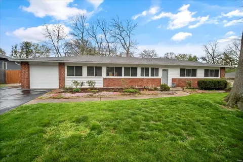 756 Elkington Ln, Saint Louis, MO 63132