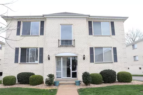 12574 Chardin Pl #3, Sappington, MO 63128