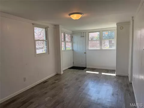 Living - 300 E 2nd St, Pana, IL 62557 photo 1 of 2