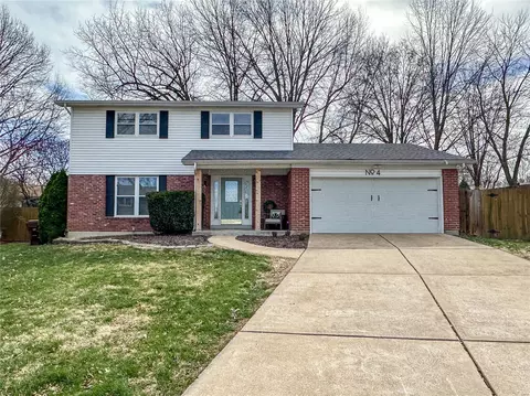 4 Pilot Hill Ct, Saint Peters, MO 63376