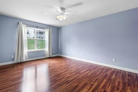 Living - 228 Belmonte Cir, O'fallon, MO 63368 photo 4 of 4