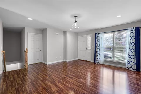 Living - 228 Belmonte Cir, O'fallon, MO 63368 photo 1 of 4